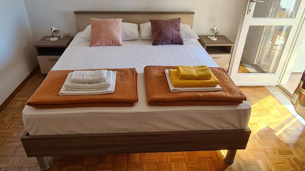 Apartament Kust *