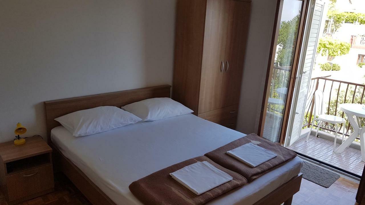 Kust Apartmán *